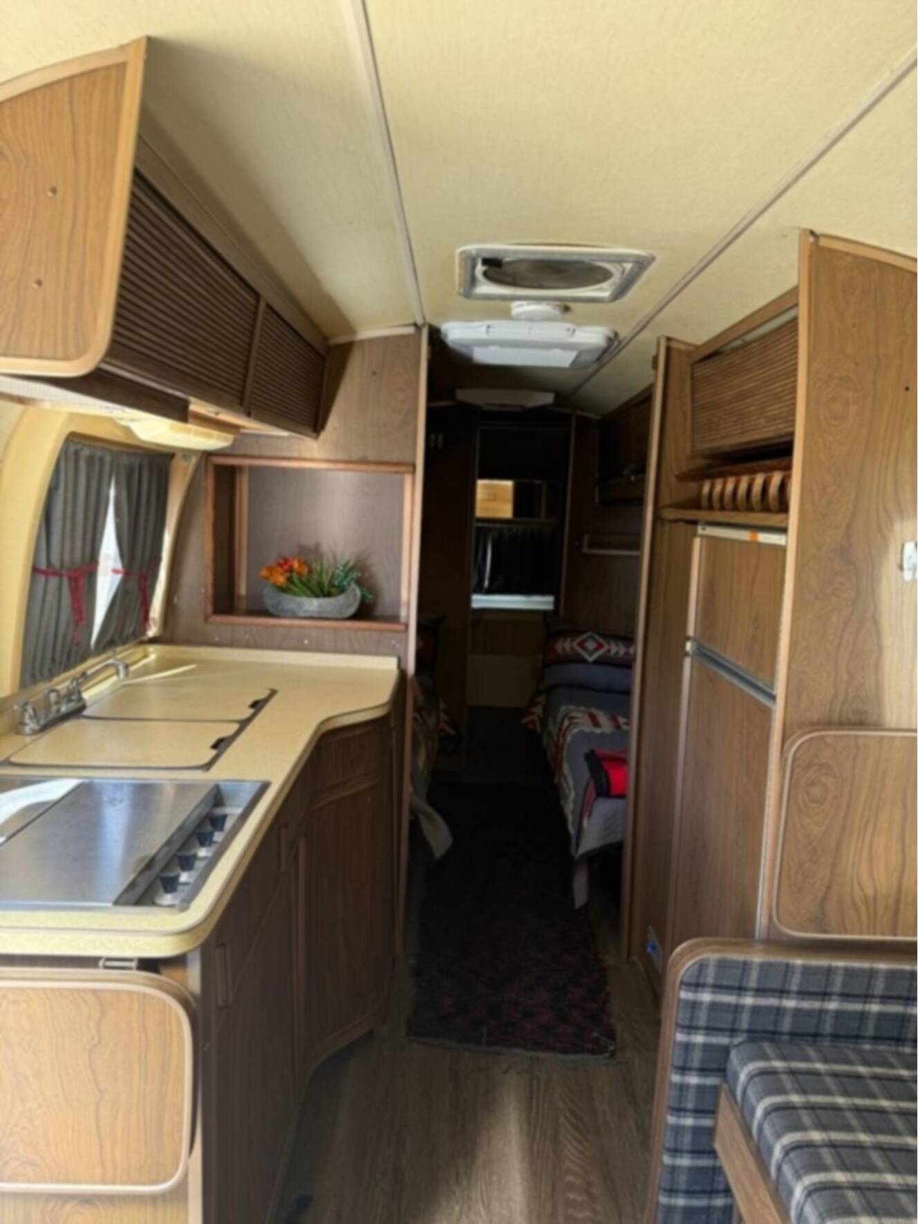 A photo of this 1972 Airstream Ambassador 29'