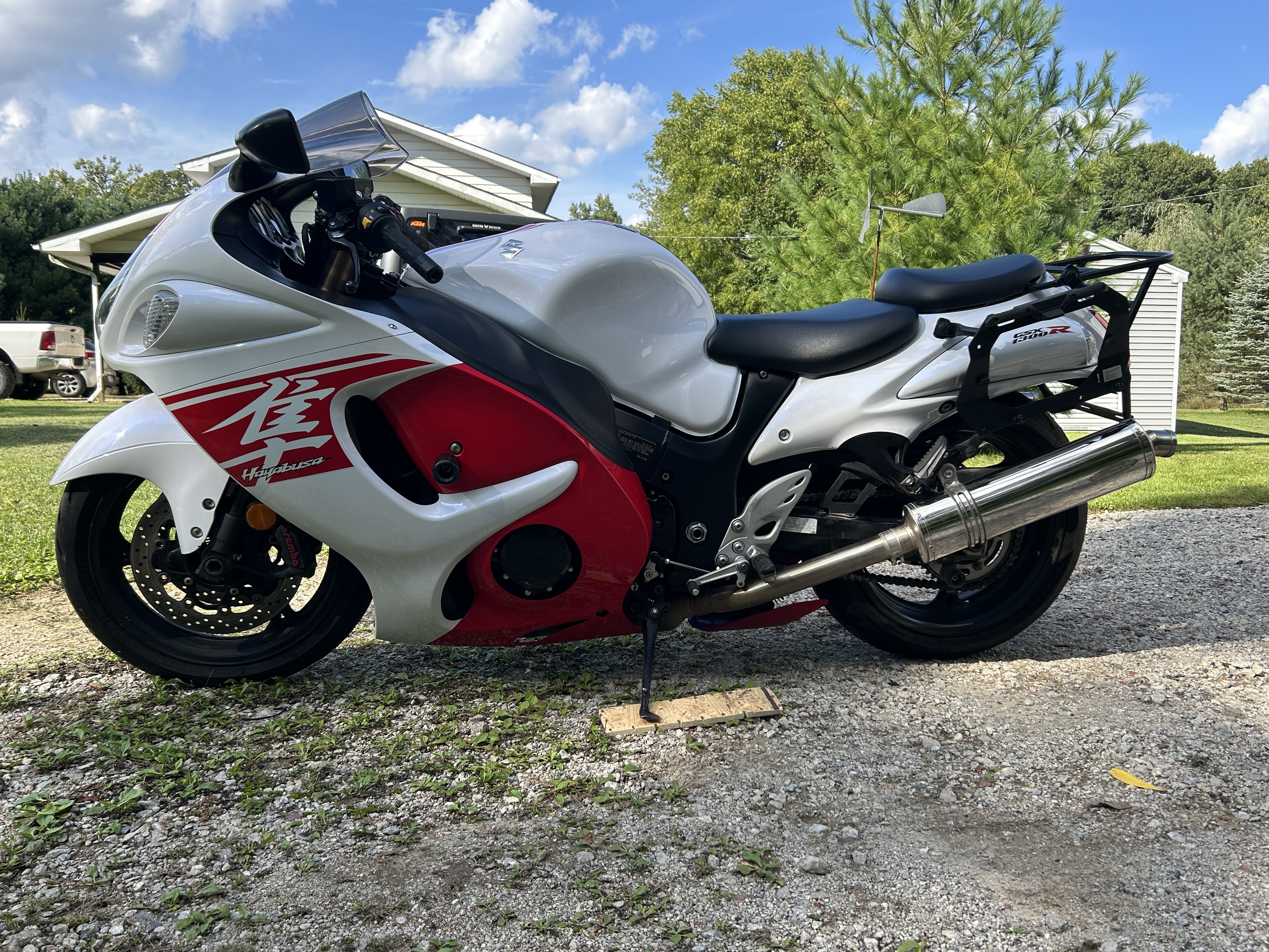 2018 Suzuki HAYABUSA GSX 1300 in fowlerville MI