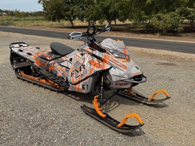 2022 Ski-Doo SUMMIT SP 850R E TEC BASE Snowmobile snowmobile