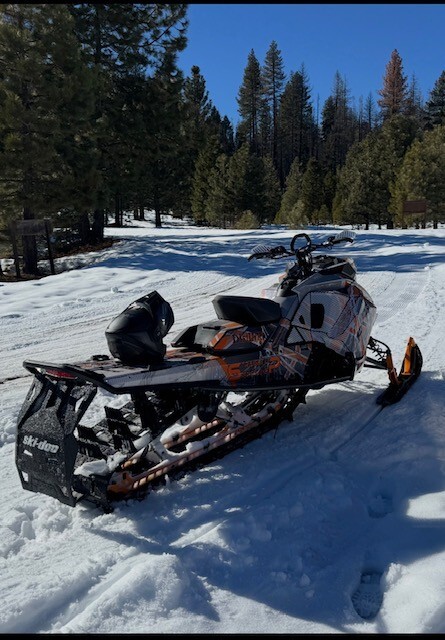 2022 Ski-Doo SUMMIT SP 850R E TEC BASE in chico CA
