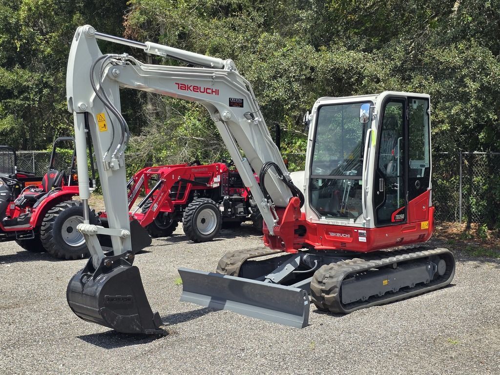 Takeuchi Excavators TB260 in Chiefland, FL
