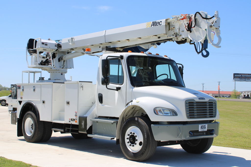 2019 Freightliner M2 / Altec DC47-TR in Bryan, TX