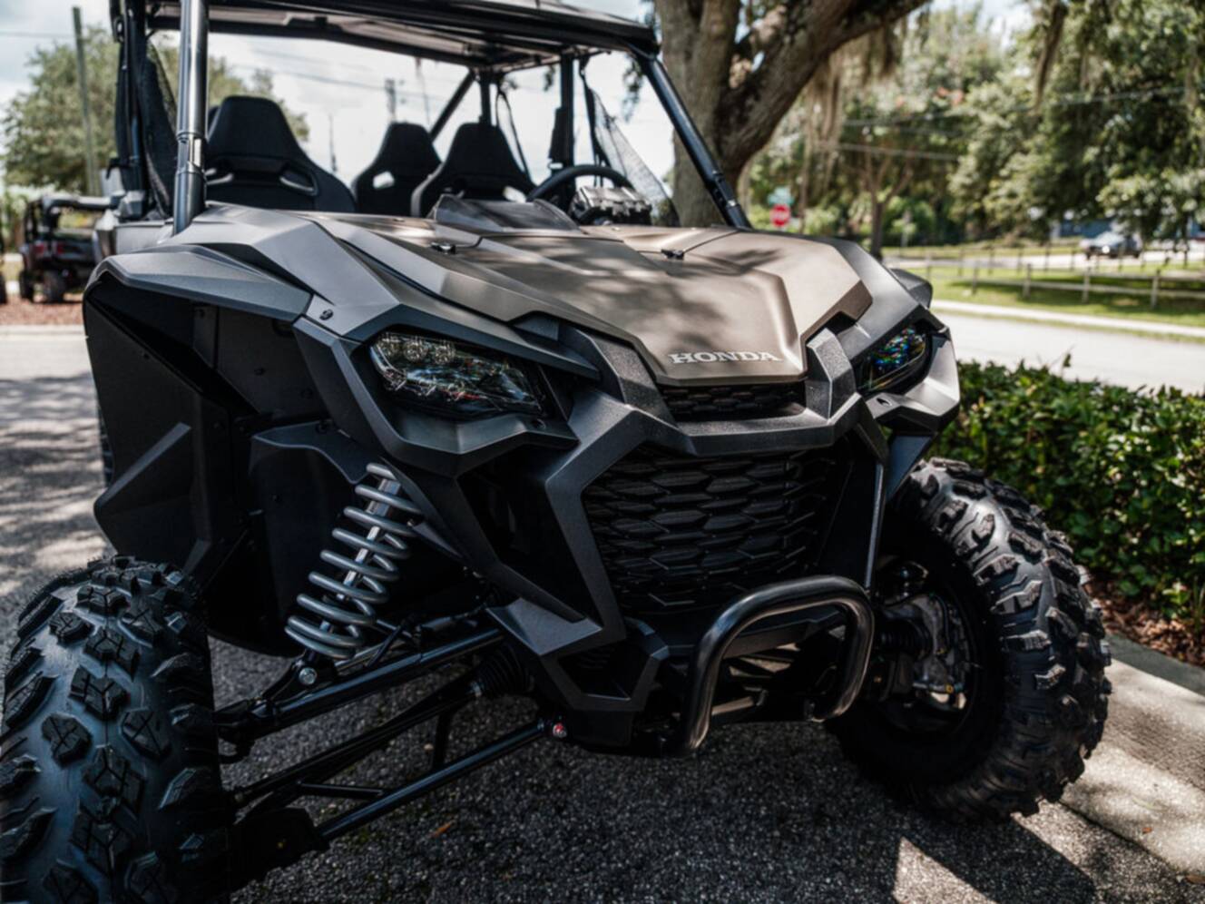 A photo of this 2026 Honda® Talon 1000R-4 FOX Live Valve