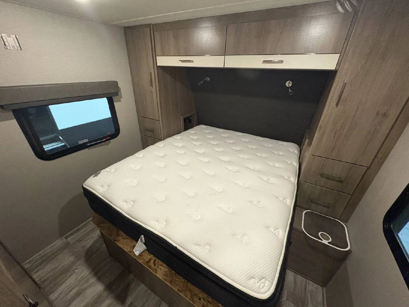 A photo of this 2022 Grand Design IMAGINE 22RBE