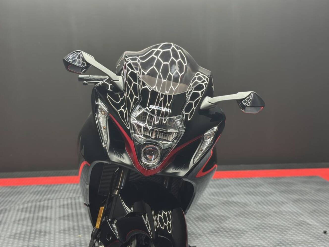 A photo of this 2026 Suzuki Hayabusa
