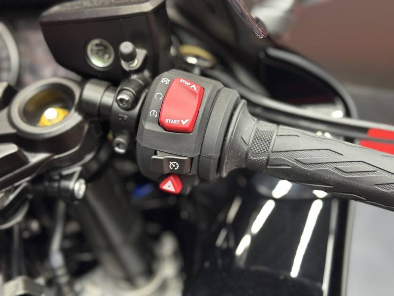 A photo of this 2026 Suzuki Hayabusa