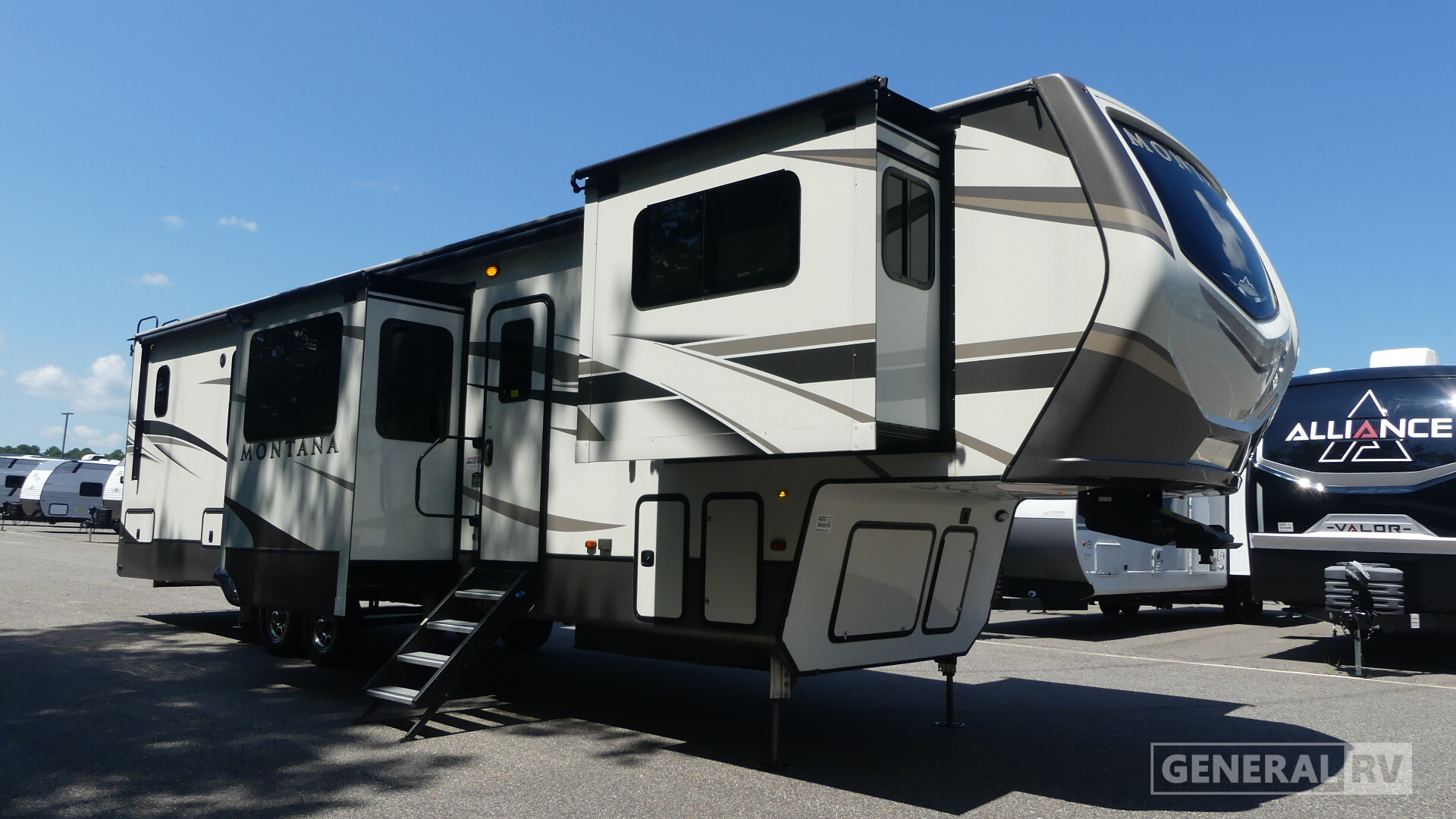 2020 Keystone MONTANA 3761FL in ashland VA