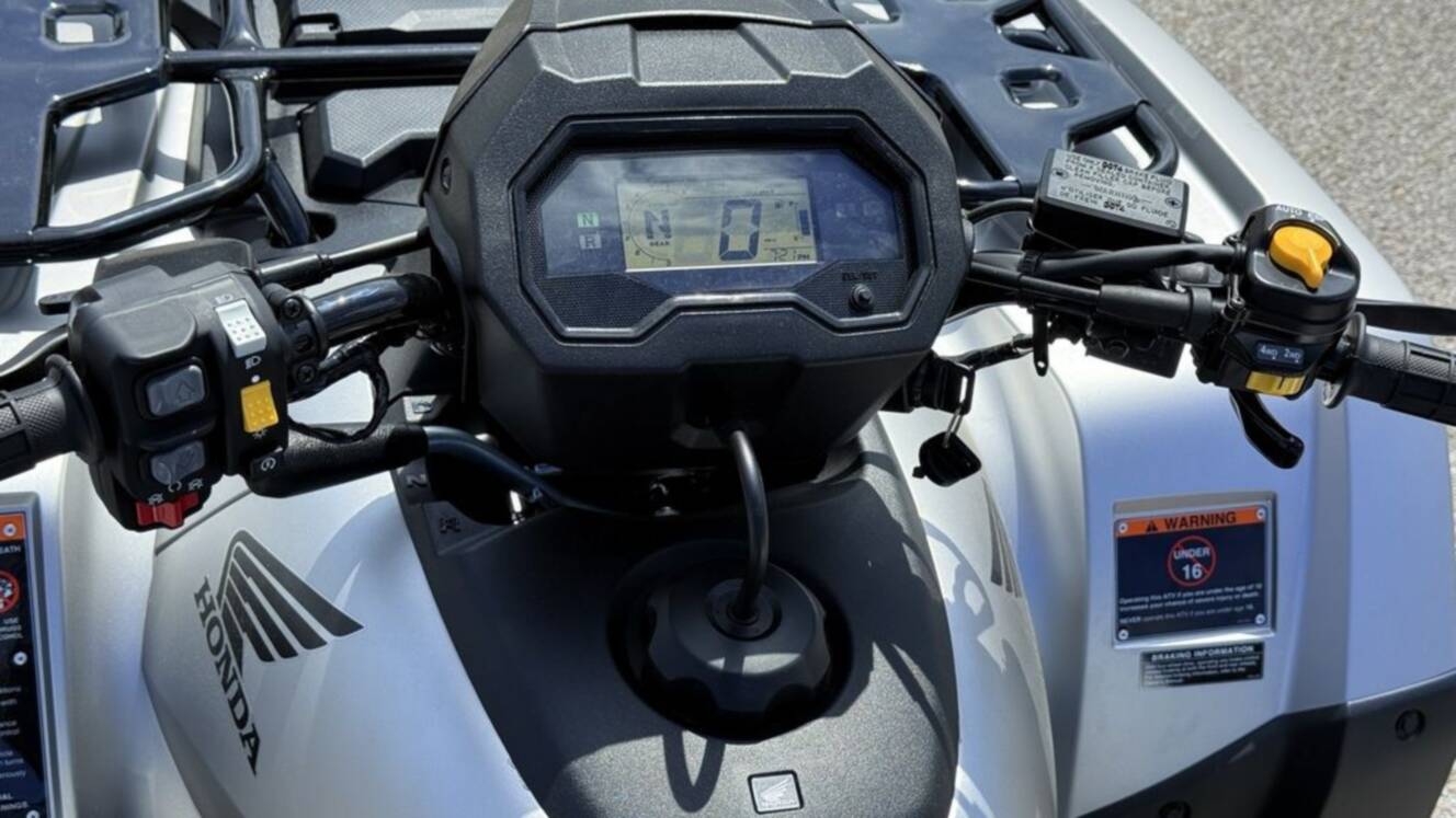A photo of this 2026 Honda® FourTrax Rubicon 700 4x4 Automatic Matte Silver