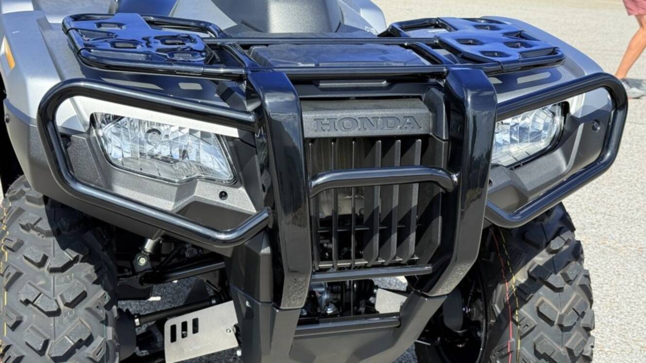 A photo of this 2026 Honda® FourTrax Rubicon 700 4x4 Automatic Matte Silver