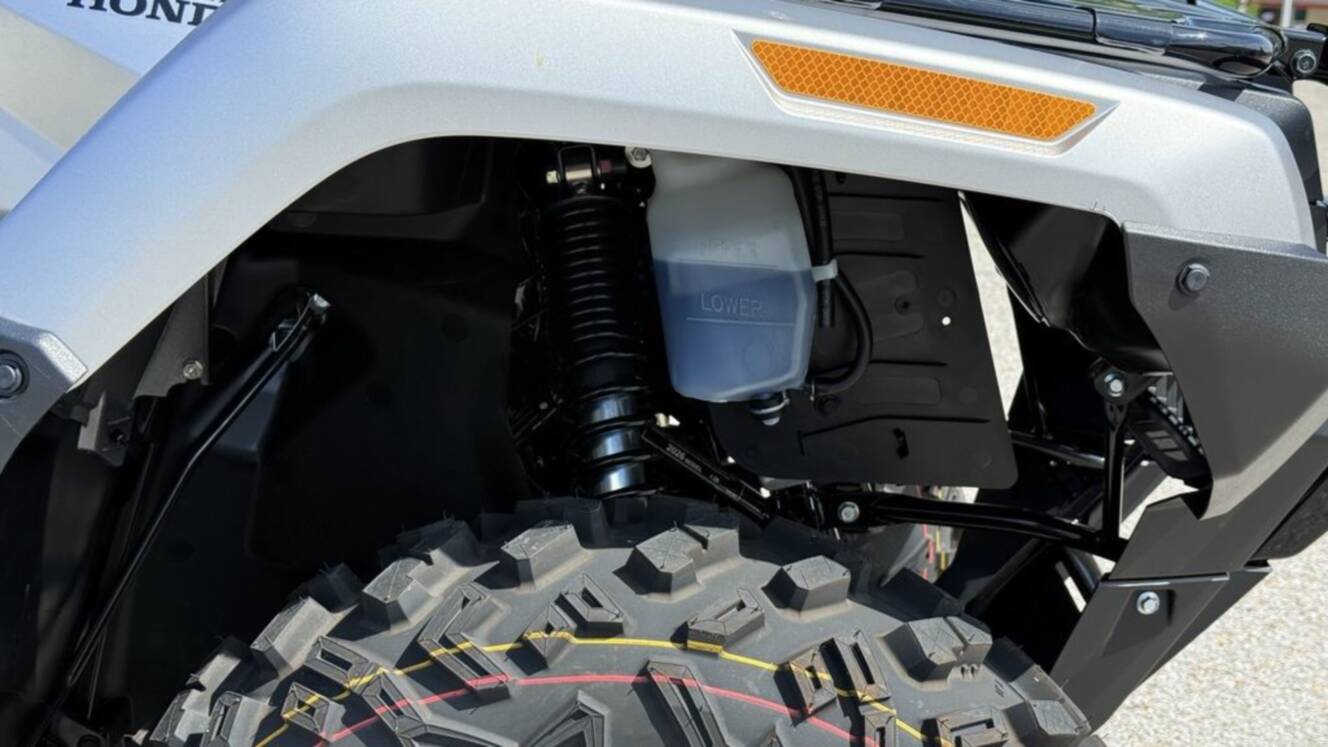 A photo of this 2026 Honda® FourTrax Rubicon 700 4x4 Automatic Matte Silver