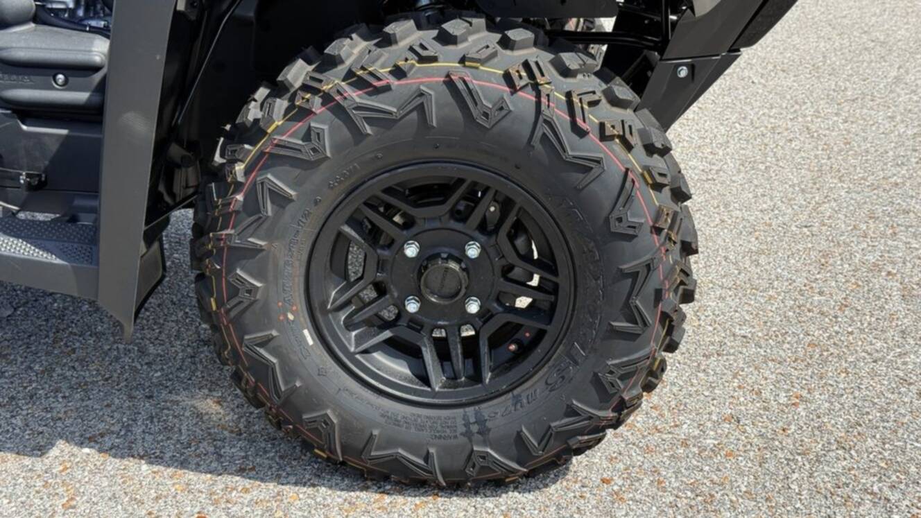 A photo of this 2026 Honda® FourTrax Rubicon 700 4x4 Automatic Matte Silver