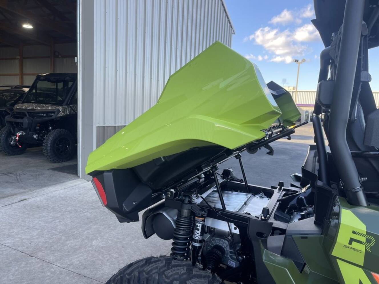 A photo of this 2026 Yamaha Wolverine Rmax2 1000 R-Spec