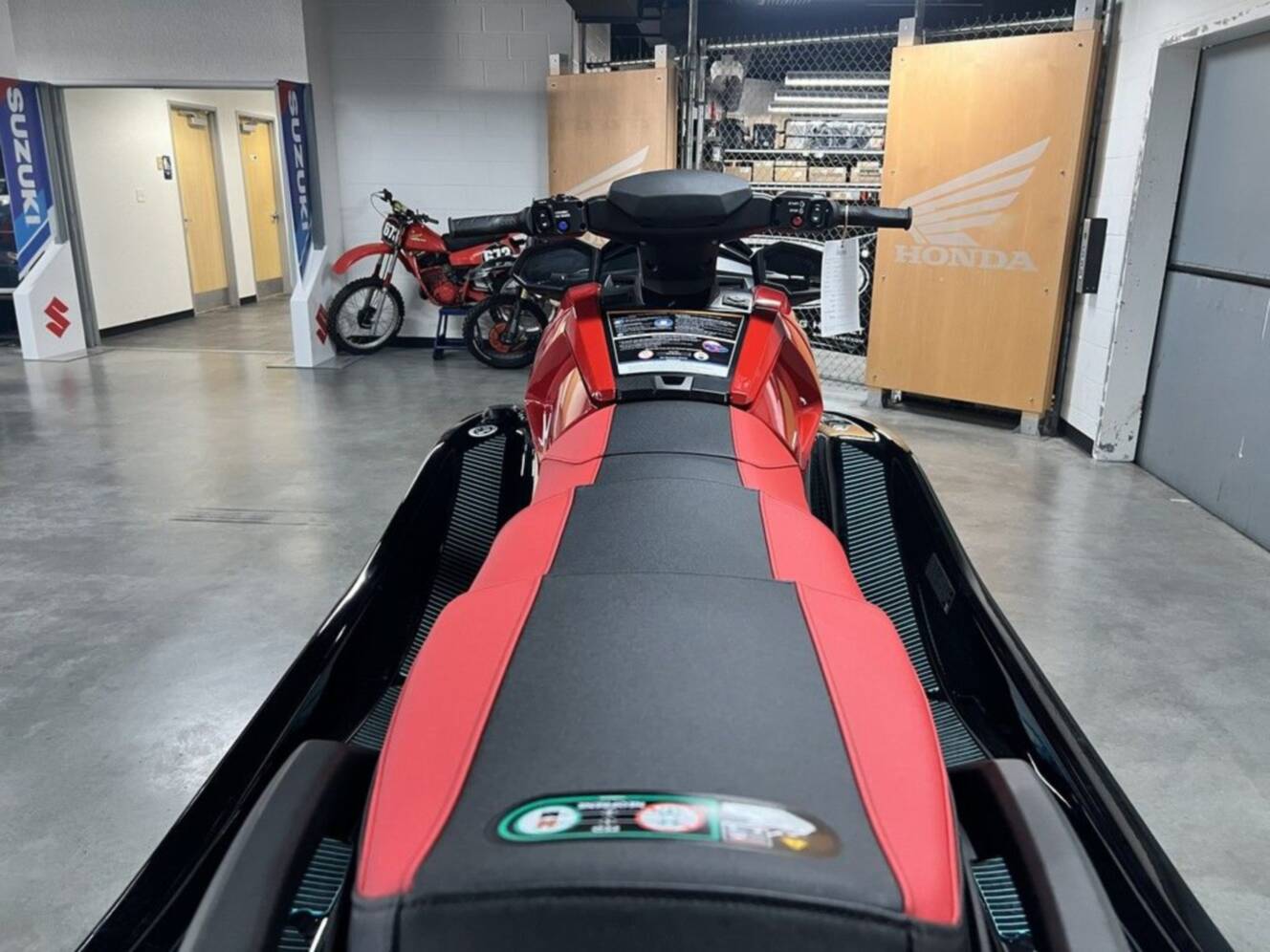 A photo of this 2026 Yamaha Waverunners VX® Deluxe