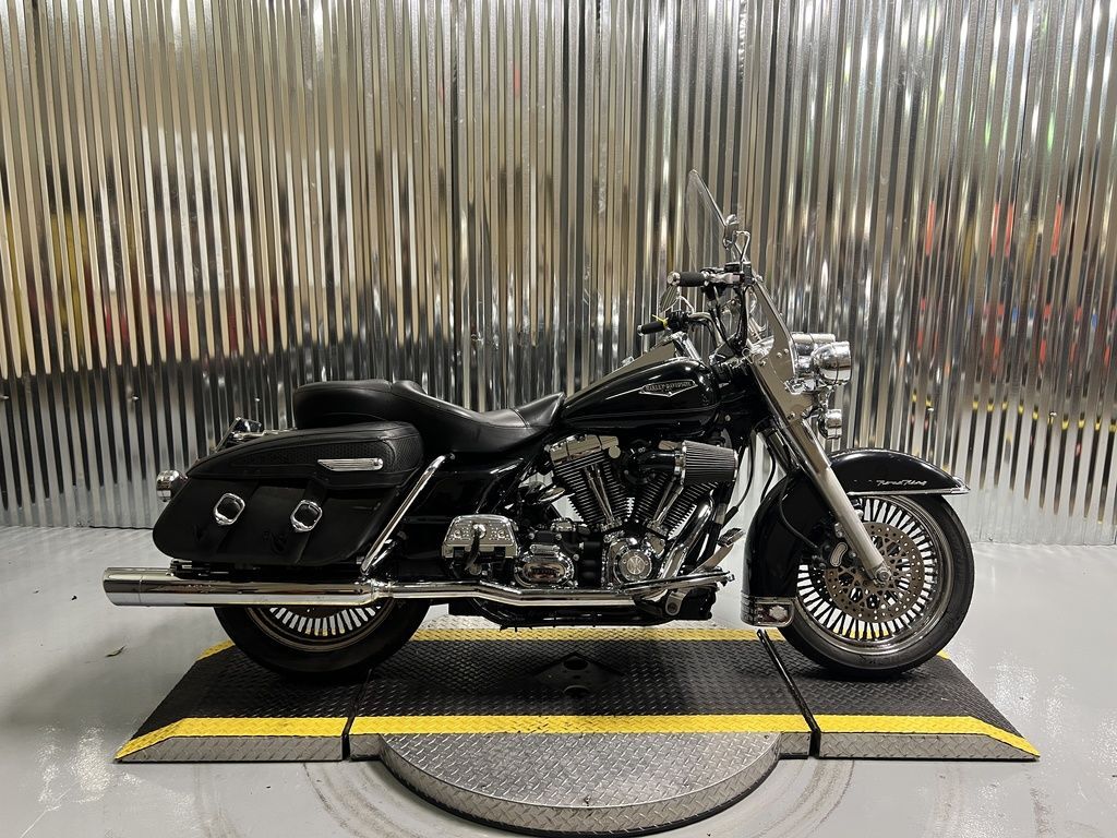 2007 Harley-Davidson® FLHRC - Road King® Classic CLASSIC in Beaumont, TX