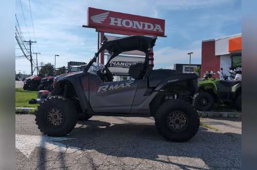 2024 Yamaha Wolverine RMAX2 1000 XT-R in east hanover NJ