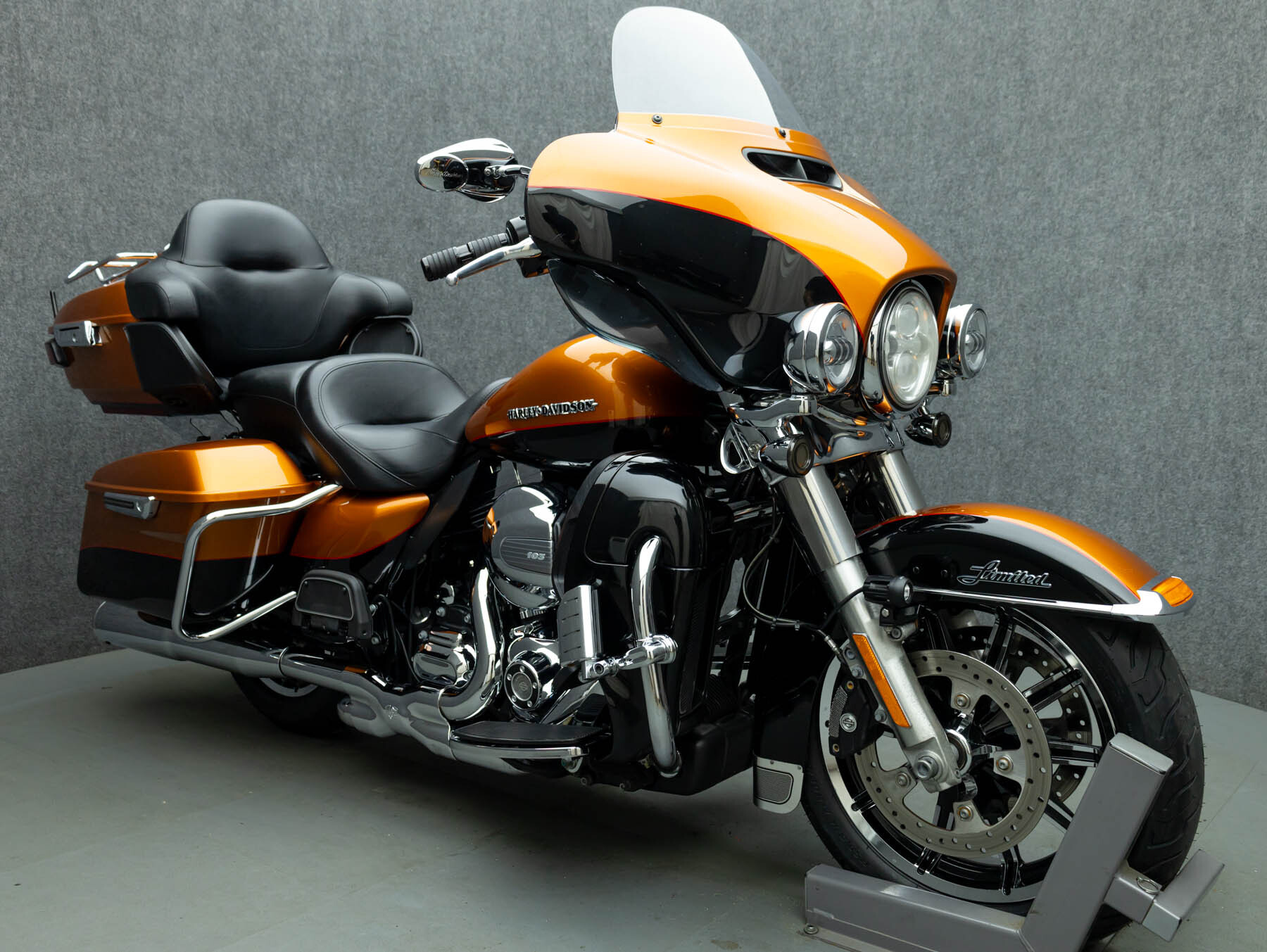 2015 Harley Davidson FLHTK ELECTRA GLIDE ULTRA LIMITED W/ABS FLHTK in Pembroke, NH