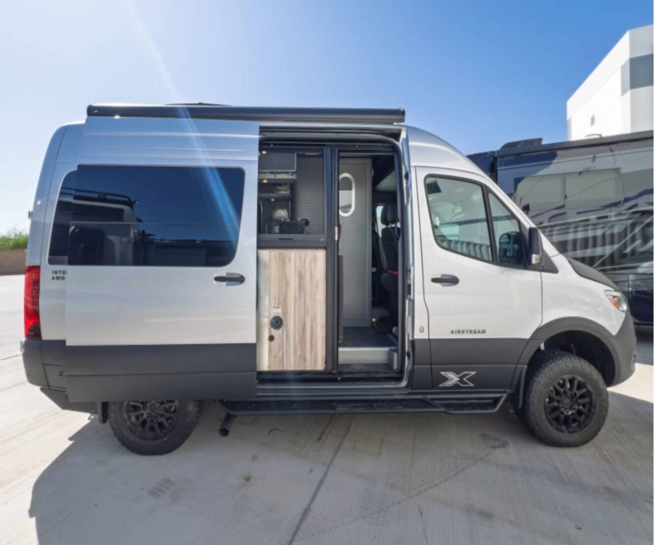 A photo of this 2025 Airstream INTERSTATE X19-AWD