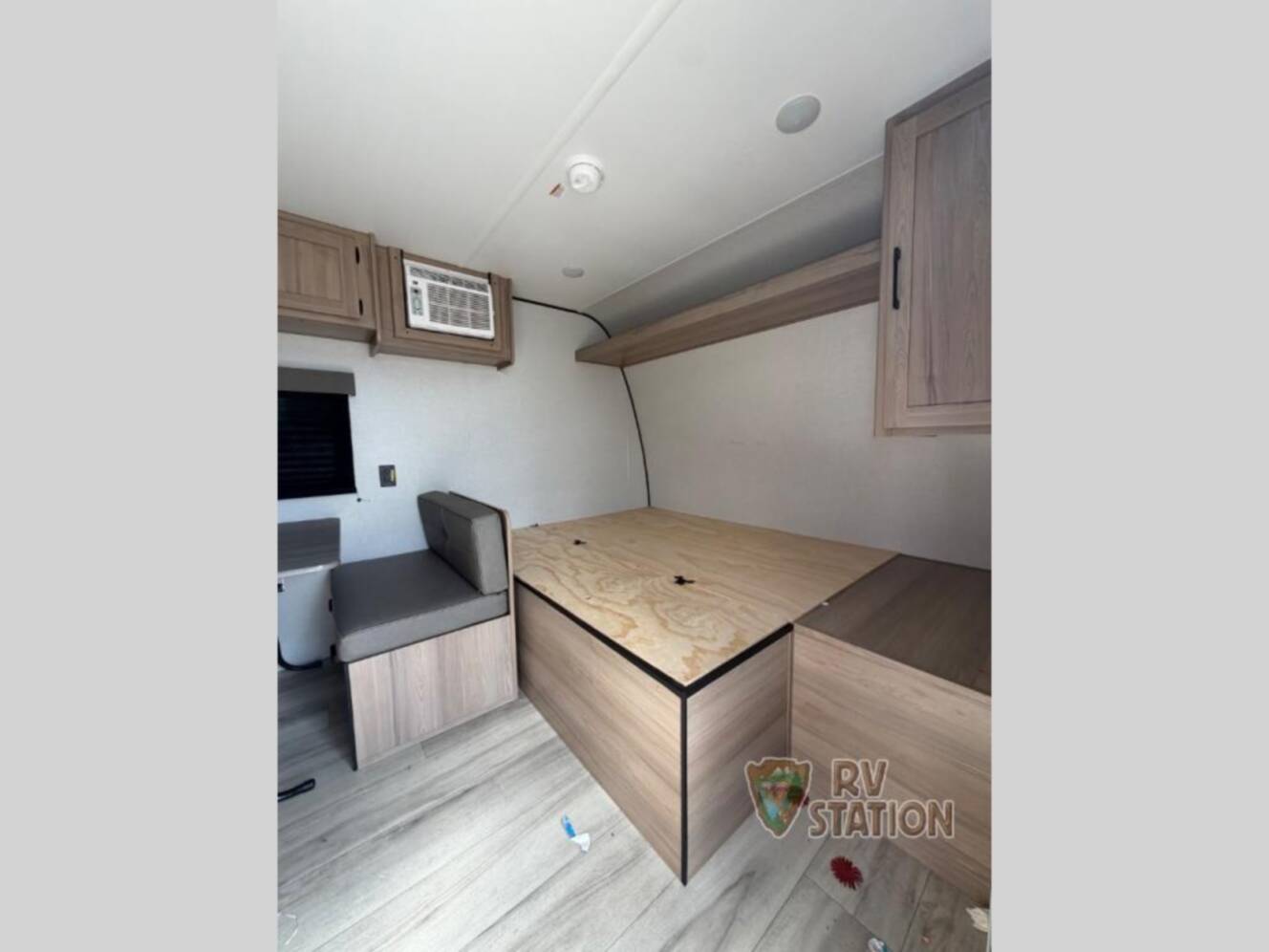 A photo of this 2026 Keystone Rv Coleman 17B