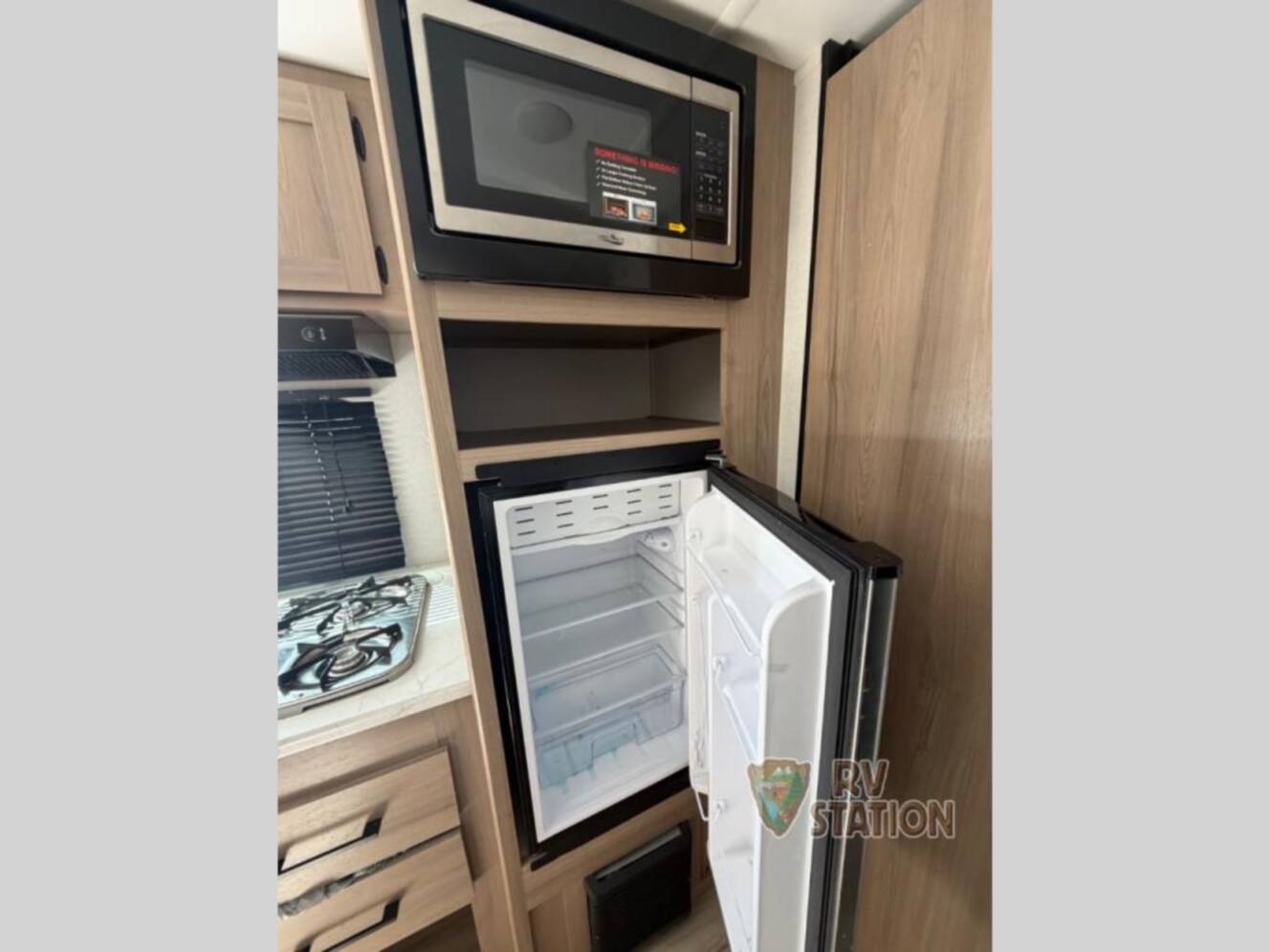 A photo of this 2026 Keystone Rv Coleman 17B