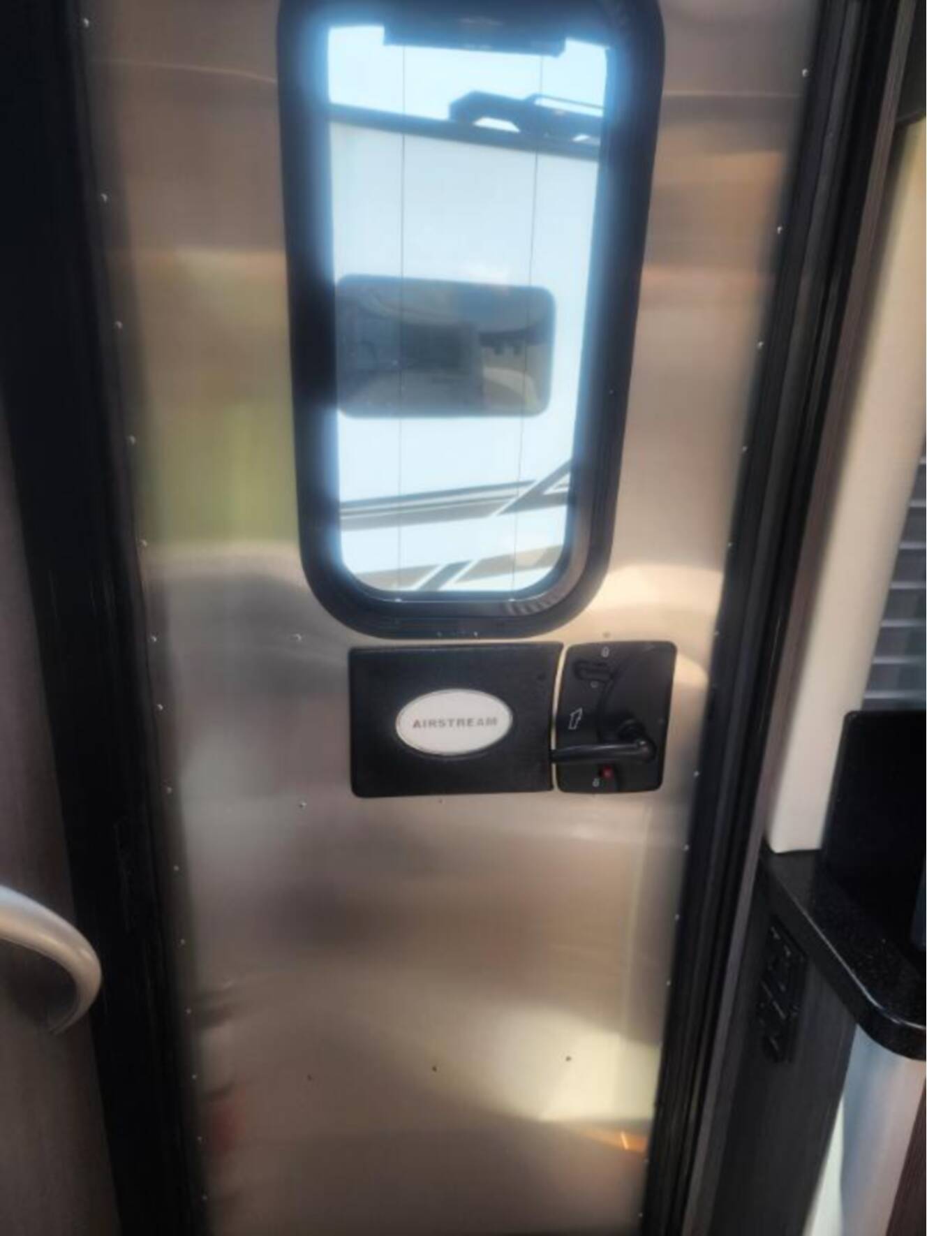 A photo of this 2021 Airstream Atlas MURPHY SUITE