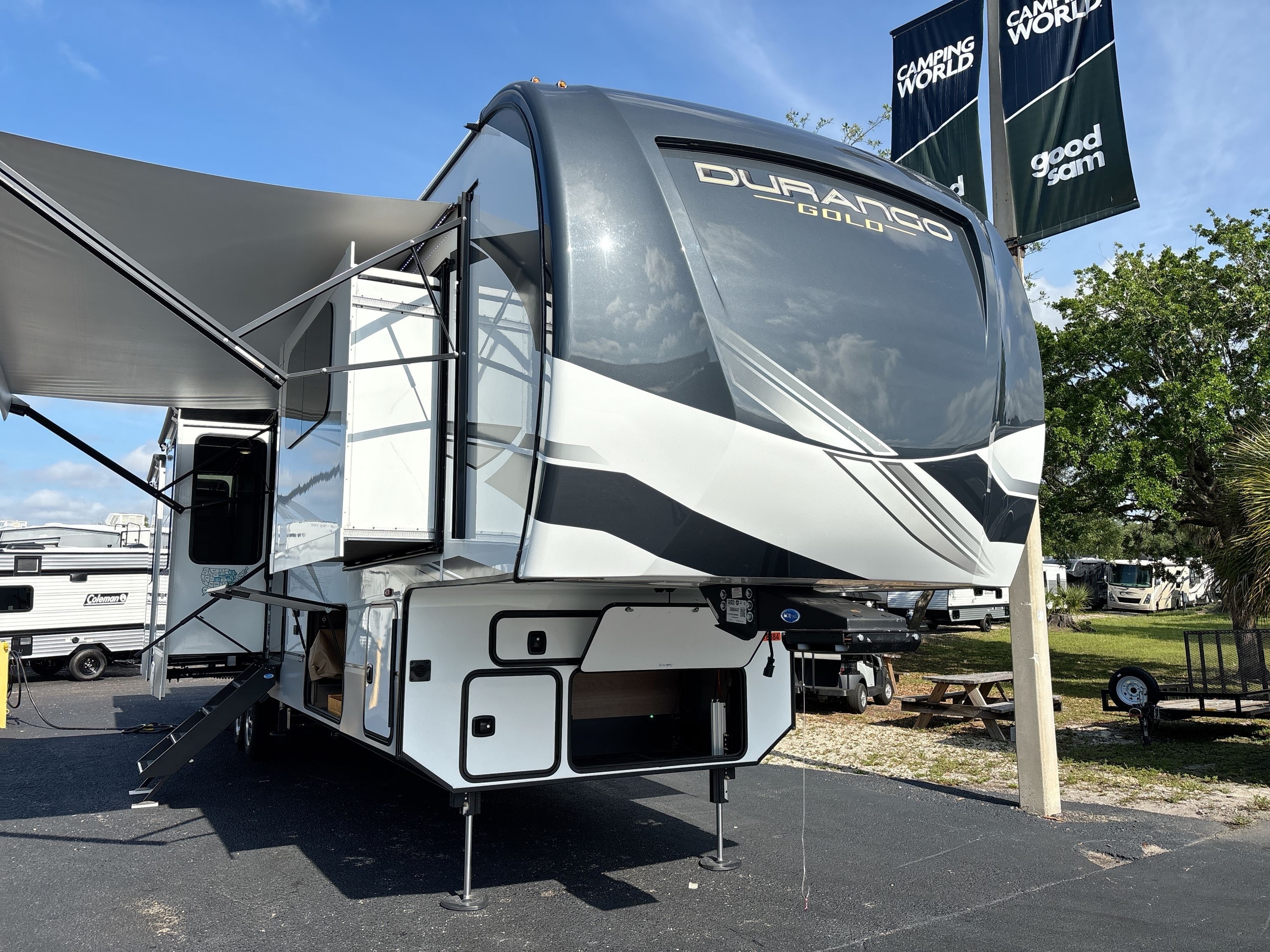 2025 K-Z Rv DURANGO GOLD 391RKF RV
