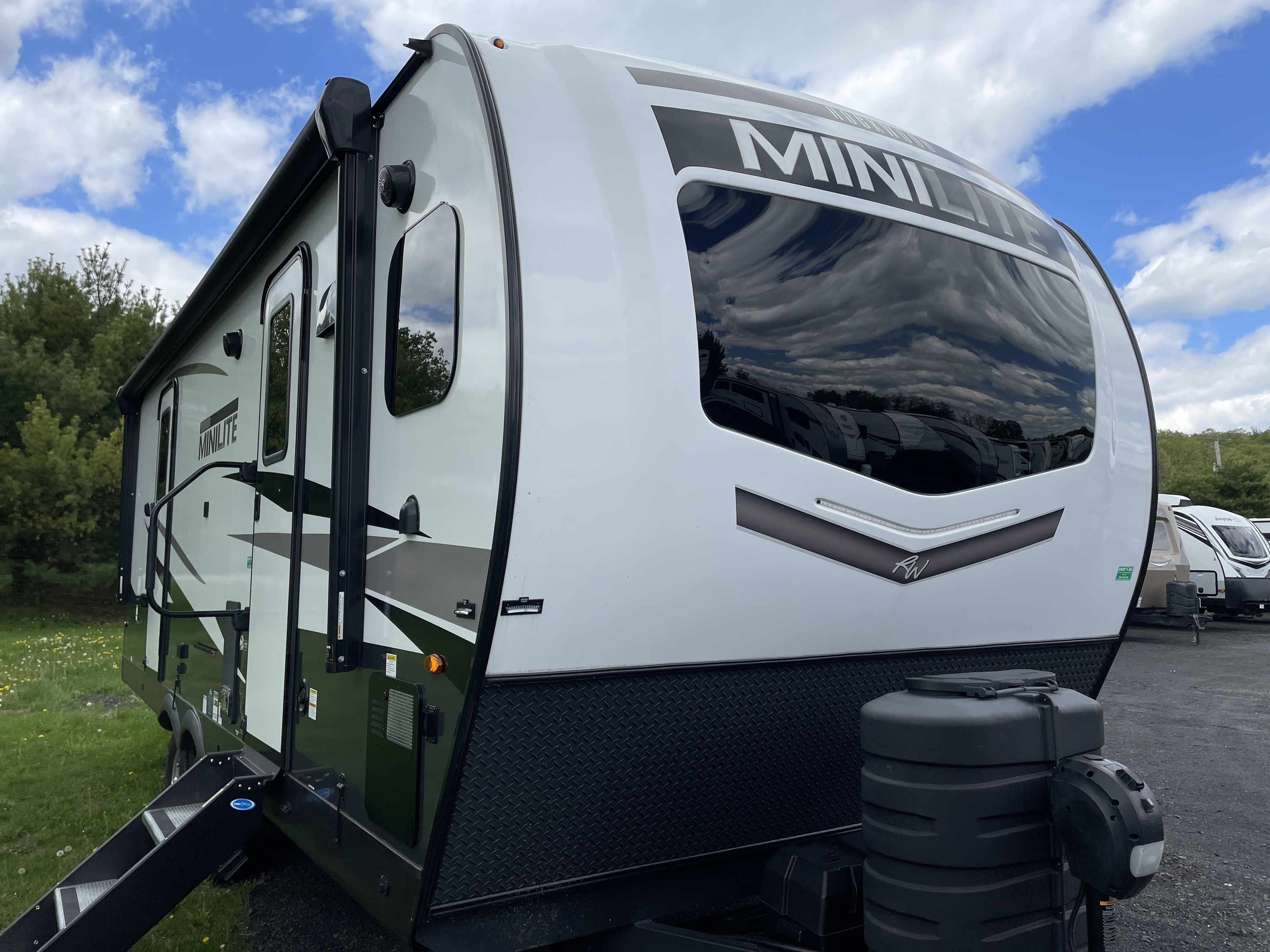 2025 Forest River ROCKWOOD MINI LITE 2516S in west coxsackie NY