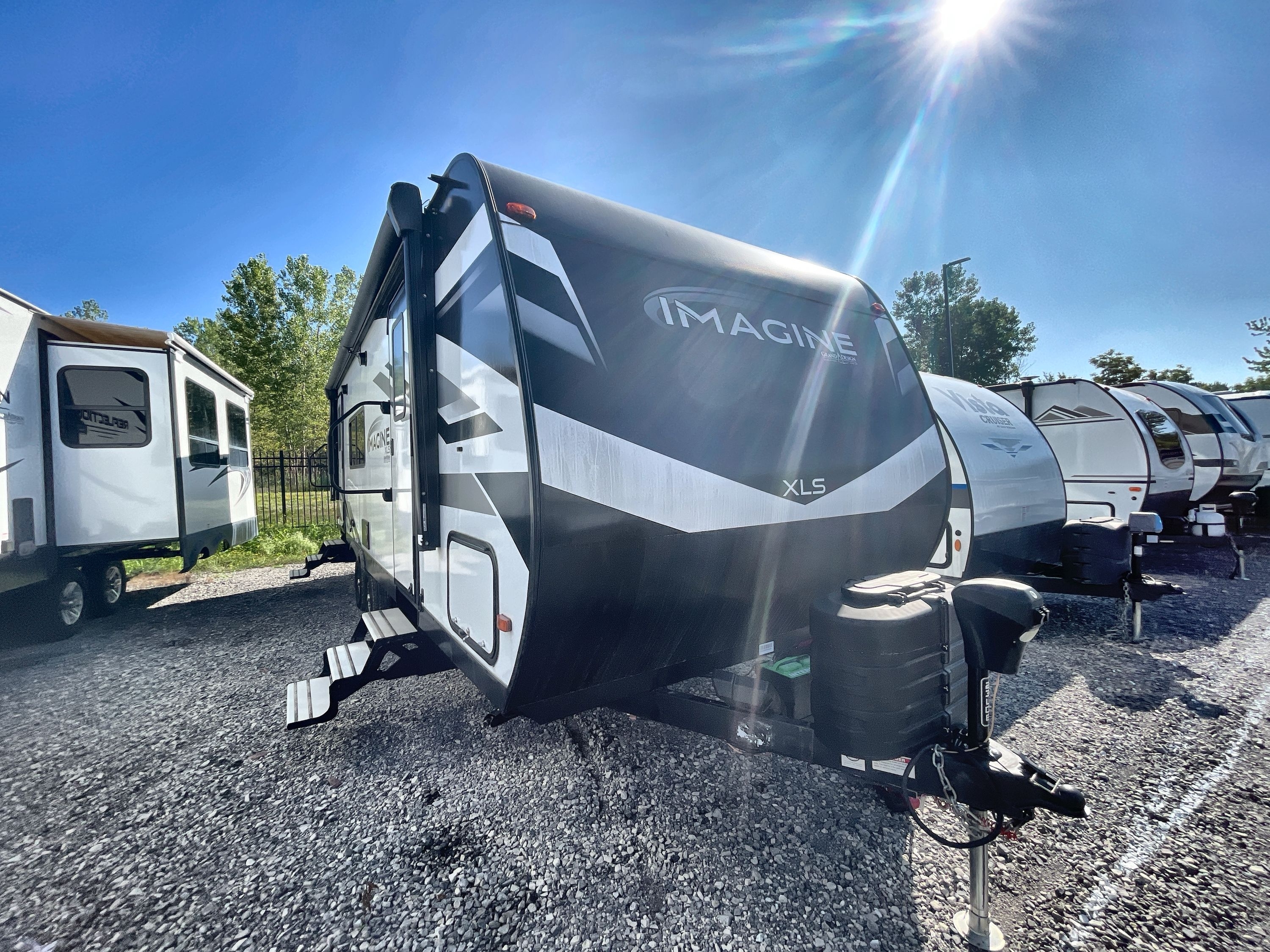2023 Grand Design IMAGINE XLS 23LDE in cicero NY