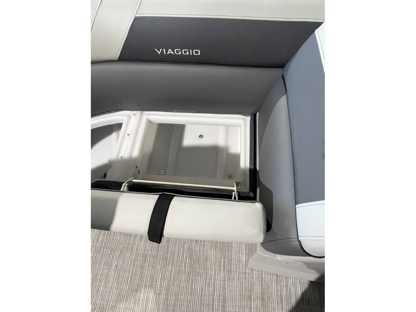 A photo of this 2025 Viaggio LAGO V20U