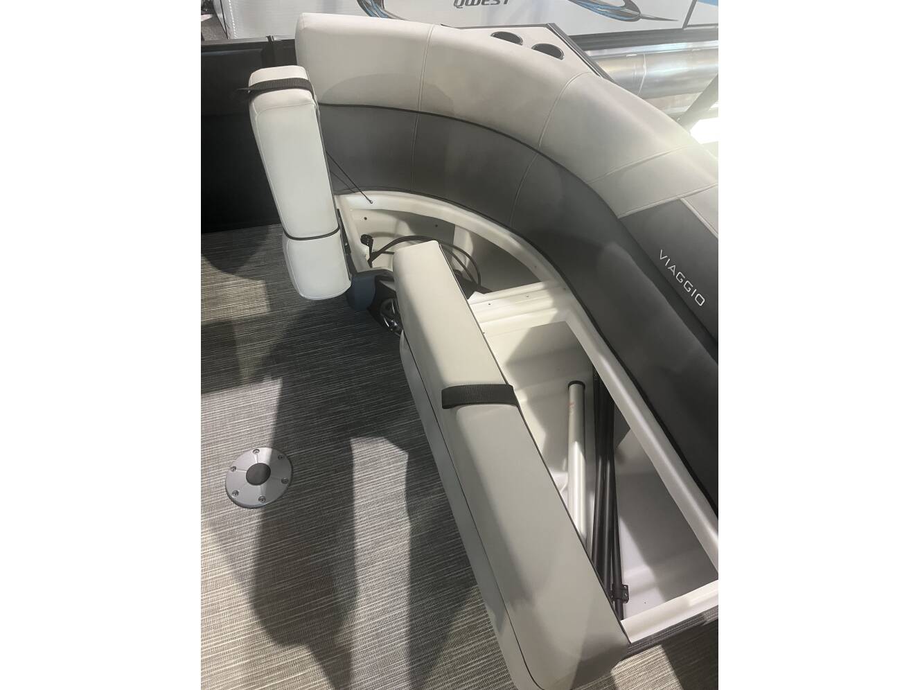 A photo of this 2025 Viaggio LAGO V20U