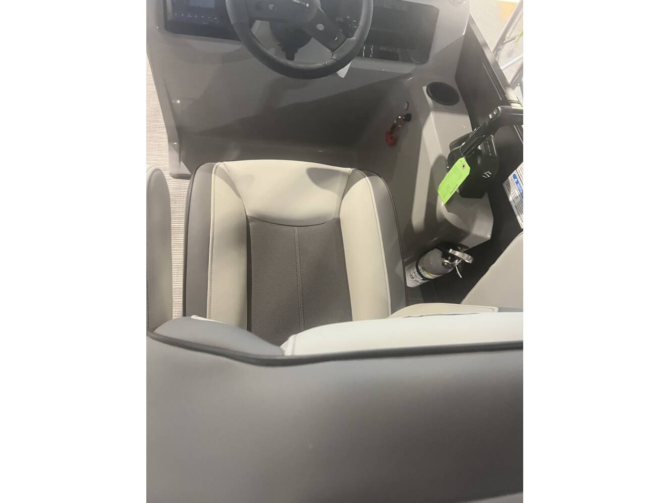 A photo of this 2025 Viaggio LAGO V20U