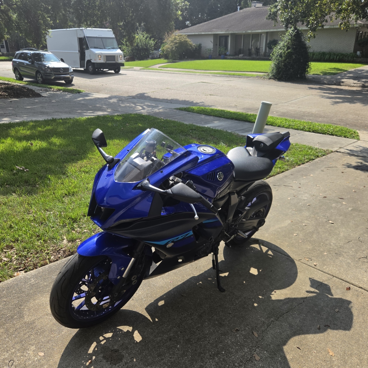 2024 Yamaha YZF R7 Sportbike motorcycle