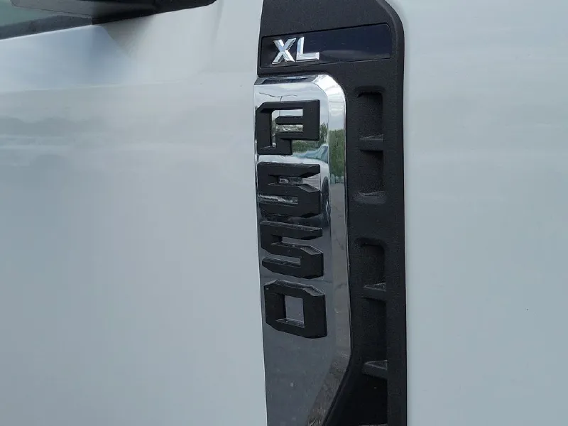 2026 FORD F550