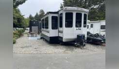 2022 Forest River CEDAR CREEK COTTAGE 40CDL RV