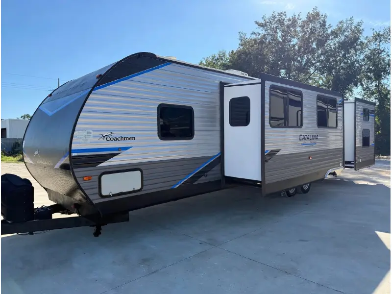 2022 COACHMEN CATALINA 323BHDSCK