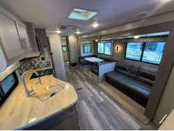 2022 COACHMEN CATALINA 323BHDSCK