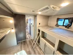 2022 COACHMEN CATALINA 323BHDSCK