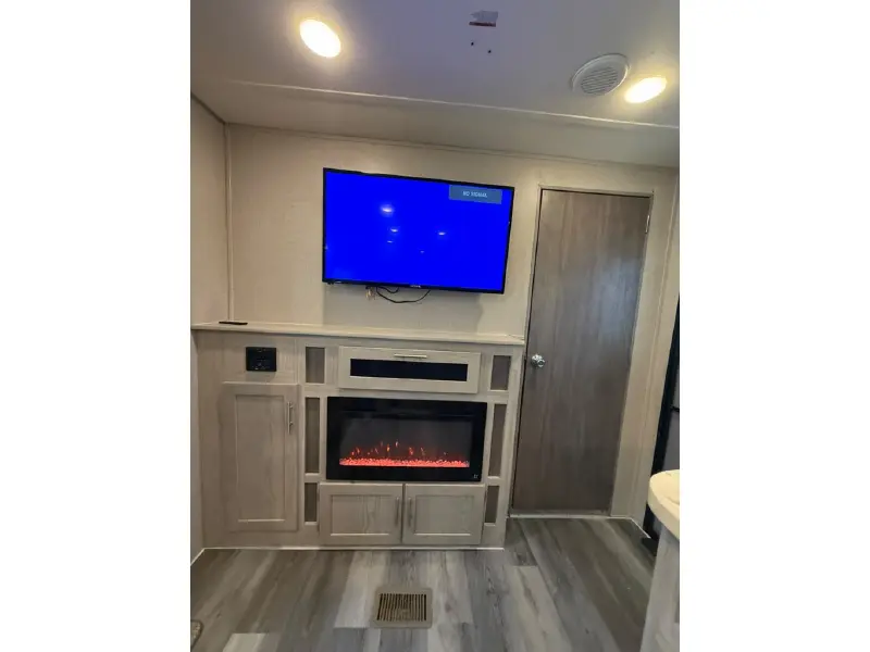 2022 COACHMEN CATALINA 323BHDSCK