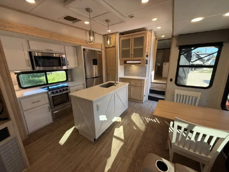 2022 ALLIANCE RV AVENUE 36BRM
