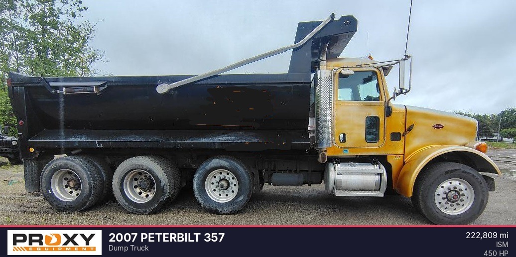 2007 PETERBILT 357 in Detroit, MI