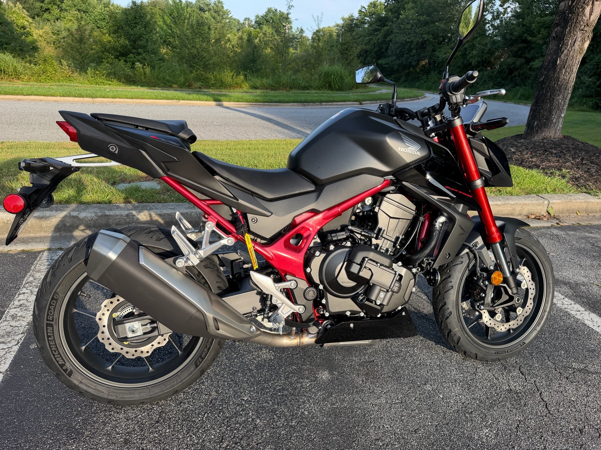 2026 Honda CB750 Hornet E-Clutch E-CLUTCH in Hendersonville, NC