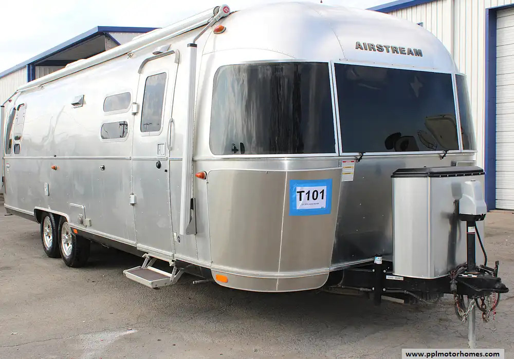 2018 Airstream International Serenity 30RB RV