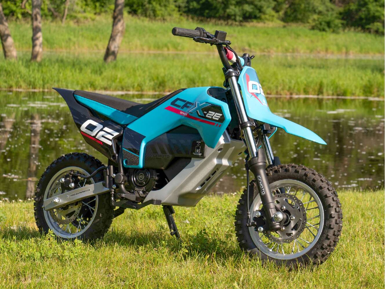 A photo of this 2026 CFMOTO CFX-2E
