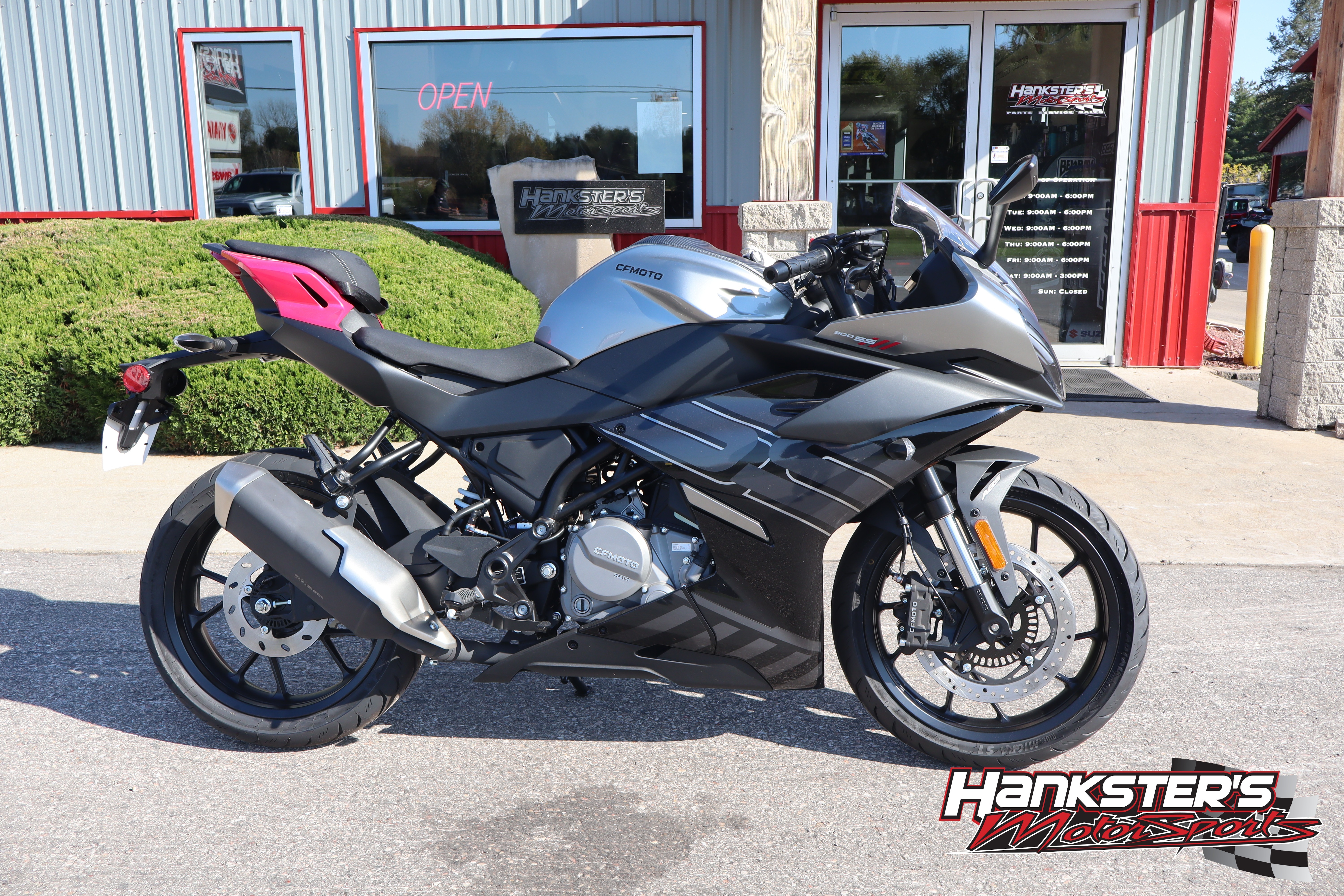 2026 CFMOTO 300SS SS in Janesville, WI