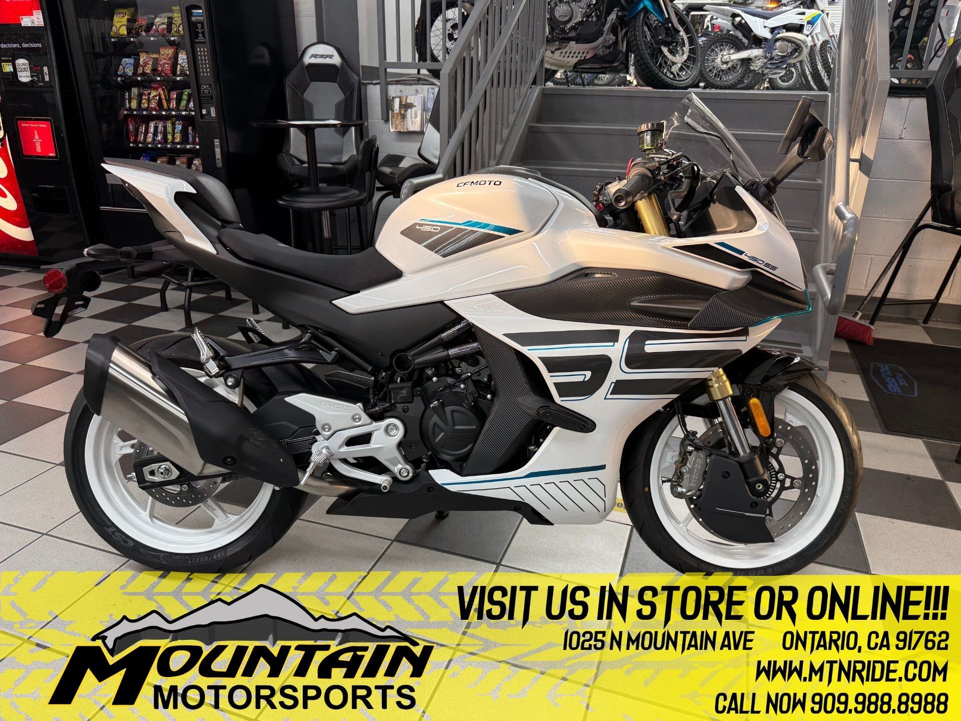 2026 CFMOTO 450SS Sportbike motorcycle