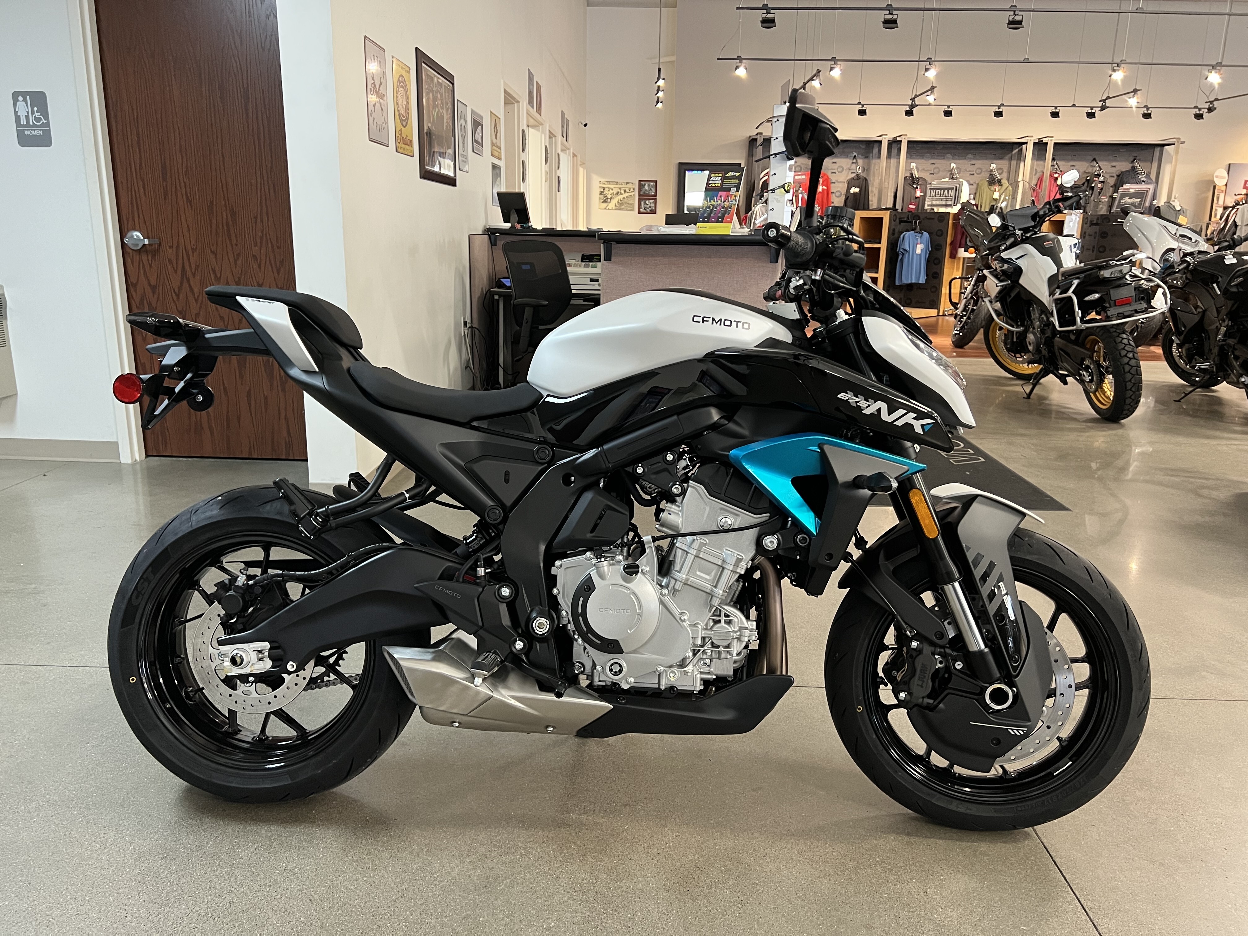2026 CFMOTO 675NK in bettendorf IA