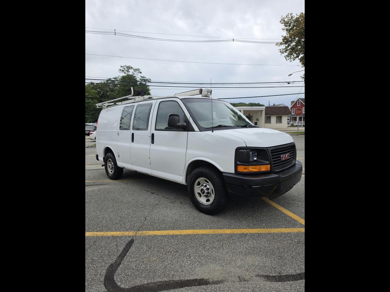 2013 GMC SAVANA in Haskell, NJ