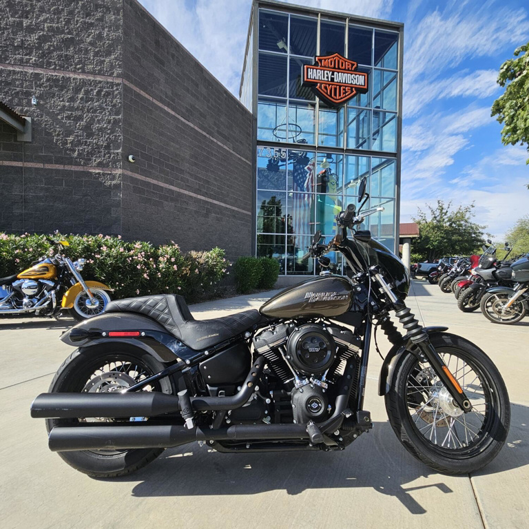 2020 Harley-Davidson Softail Street Bob SOFTAIL in Tucson, AZ