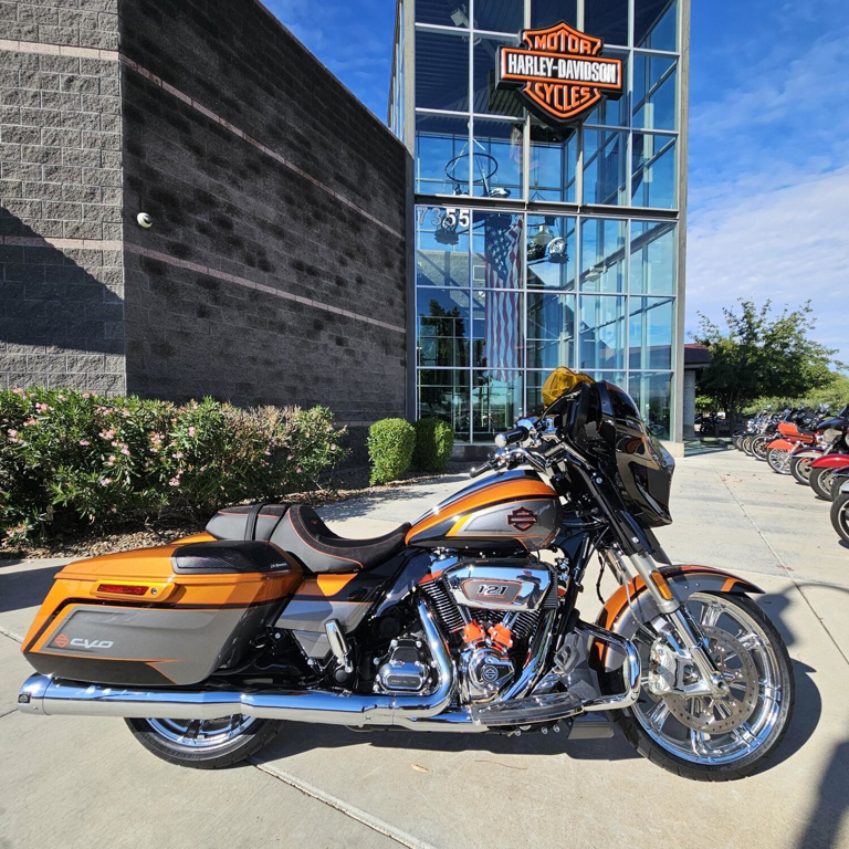 2026 Harley-Davidson Street Glide CVO CVO in Tucson, AZ