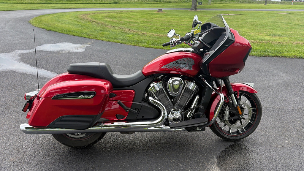 2020 Indian CHALLENGER LIMITED, RUBY METALLIC, 49ST LIMITED in Charleston, IL