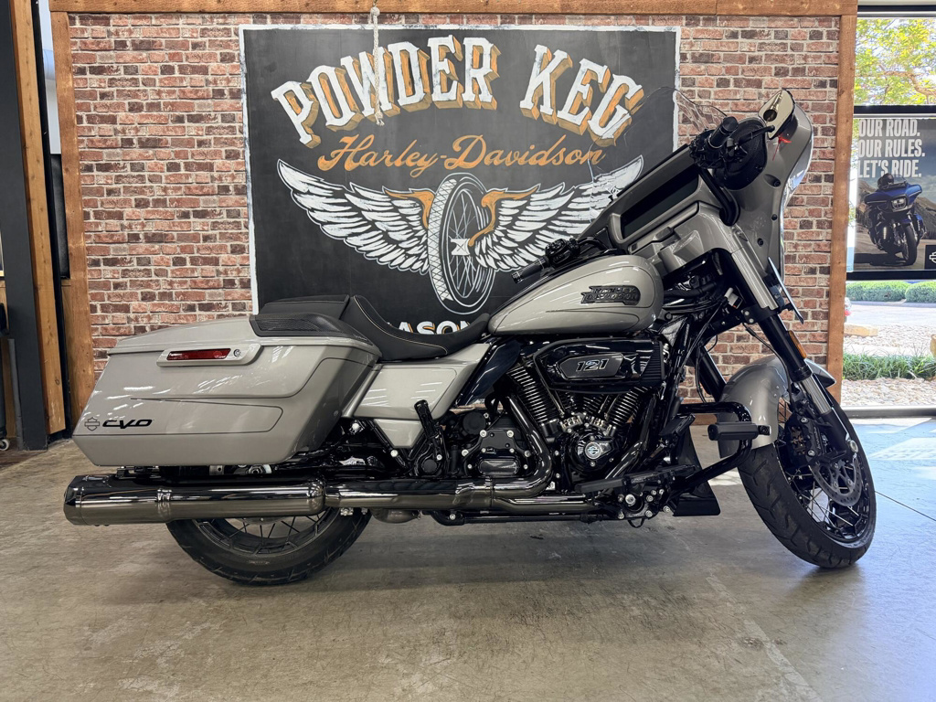 2023 Harley-Davidson Street Glide CVO CVO in Mason, OH